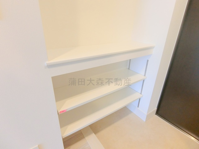スタイリオ蒲田WESTの玄関