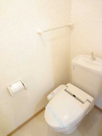 プラシードレジデンスのトイレ|落ち着いたトイレです