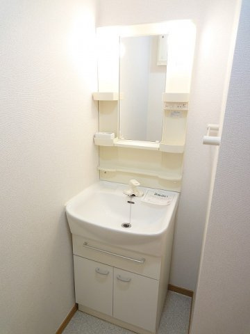 プラシードレジデンスの洗面所|広い洗面スペース