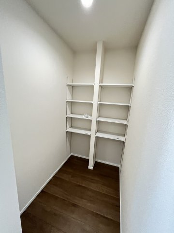 【収納】 | 福岡市早良区飯倉4丁目　1号棟（全2棟）【仲介手数料無料・0円】 | 施工例。施工例は完成時と異なる場合があります。