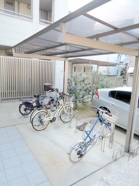 エスペランサ学芸大のその他共用部分|★屋根付き駐輪場★