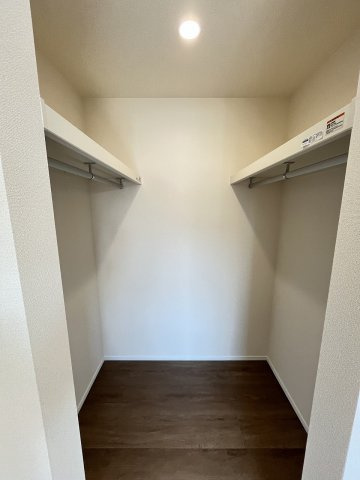 【収納】 | 福岡市早良区飯倉4丁目　2号棟（全2棟）【仲介手数料無料・0円】 | 施工例。施工例は完成時と異なる場合があります。