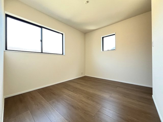 【子供部屋】 | 福岡市早良区飯倉4丁目　2号棟（全2棟）【仲介手数料無料・0円】 | 施工例。施工例は完成時と異なる場合があります。