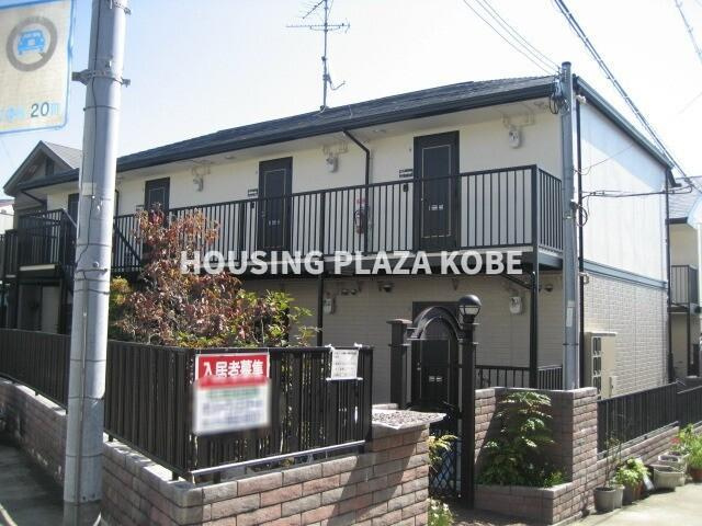 ベーラ・ドーモ・アキラの外観