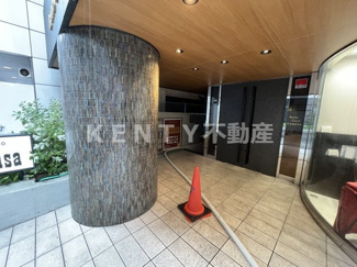 【エントランス】 | 建物の内部です