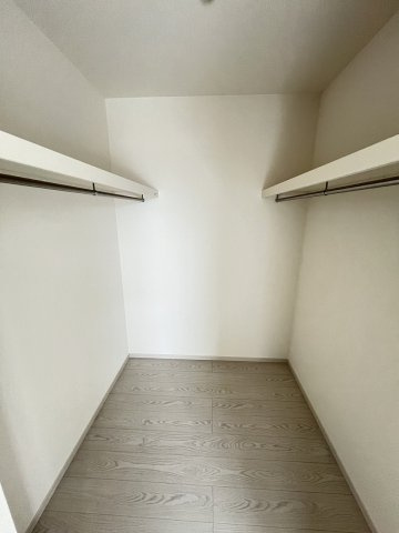 【収納】 | 福岡市中央区笹丘1丁目3期　1号棟（全3棟）【仲介手数料無料・0円】 | 施工例。施工例は完成時と異なる場合があります。