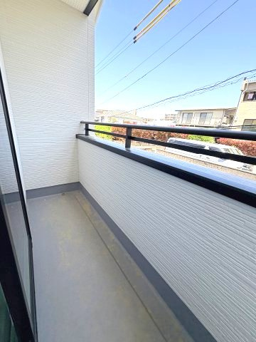 【バルコニー】 | 福岡市中央区笹丘1丁目3期　2号棟（全3棟）【仲介手数料無料・0円】 | 現地写真。インナーバルコニーです。