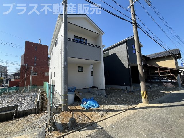 【外観】 | 福岡市中央区笹丘1丁目3期　1号棟（全3棟）【仲介手数料無料・0円】 | 現地写真。プラス不動産販売なら、現場の全ての棟をまとめてご見学頂けます。