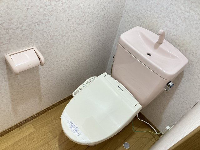 セレーザ鶴田のトイレ|温水洗浄便座