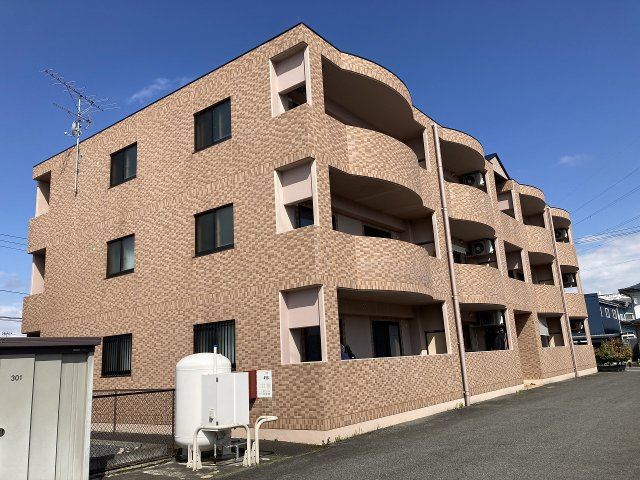 セレーザ鶴田
