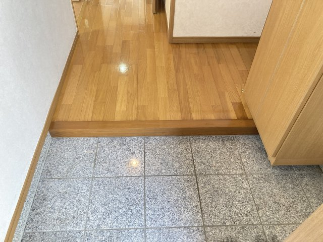 セレーザ鶴田の玄関