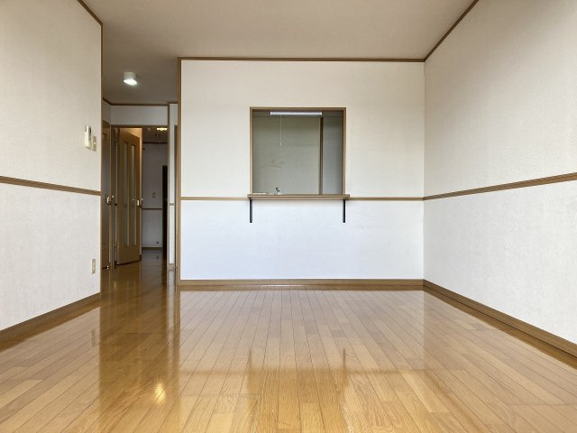 セレーザ鶴田の居間・リビング