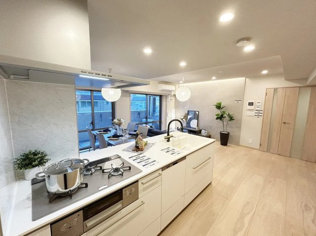 【居間・リビング】