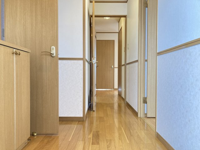 セレーザ鶴田の玄関