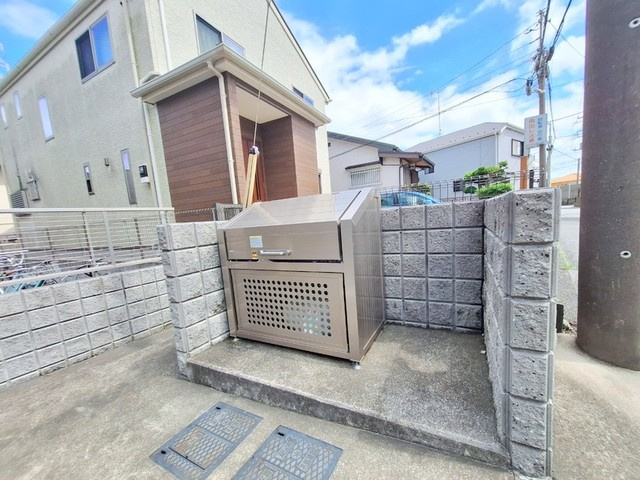 Ｒｅｇａｌｏ幕張　レガーロのその他共用部分|★敷地内ごみストッカー★