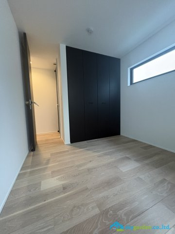 藤沢市鵠沼松が岡　新築戸建　全2号棟A棟の子供部屋|お子さんのためのお部屋にいかがでしょうか