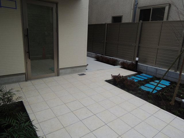 グレイス白稜のエントランス