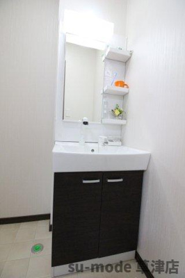 【洗面所】 | CAネオシャンティ | 使いやすい洗面所です