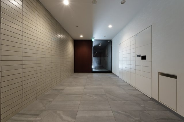 プラネソシエプラス桜台のロビー