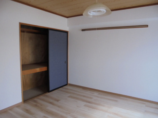 【洋室】 | メゾン城南