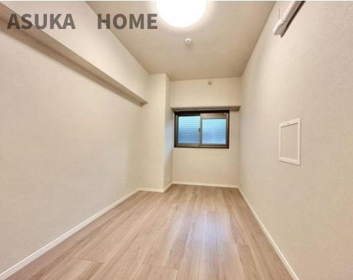 藤が丘ハウスの洋室|穏やかな寛ぎのゆとりあるお部屋で自分時間を充実させることが出来ますね。