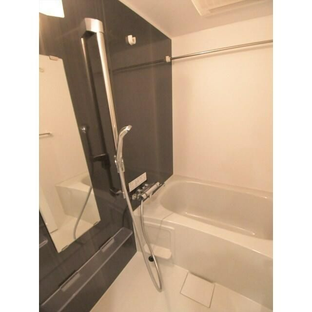 ＡＲＫＭＡＲＫ志茂Ｓｔａ．の浴室