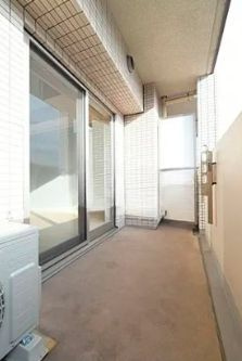 【バルコニー】 | ガーラ・レジデンス浅草 | 落ち着いた時間を過ごせるバルコニーです