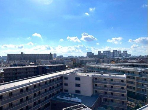 シーサイドコーポ芦屋の展望|広い空と眺望に包まれる高層階