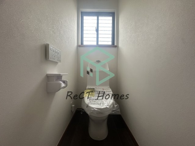 姫路市白浜町宇佐崎北１丁目の中古一戸建のトイレ