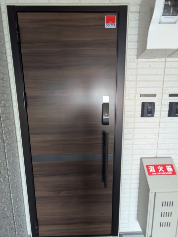 フェリーチェの玄関