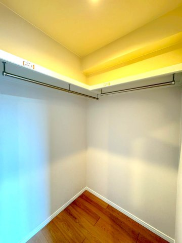 ◆２０２６年２月リフォーム完了◆８階建て７階部分角部屋◆ペット飼育可（細則有）◆シャリエ大津皇子が丘の収納|ウォークインクローゼット（洋室７.２帖）
