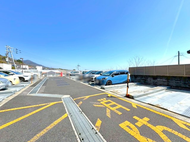 ◆２０２６年２月リフォーム完了◆８階建て７階部分角部屋◆ペット飼育可（細則有）◆シャリエ大津皇子が丘の駐車場|駐車場