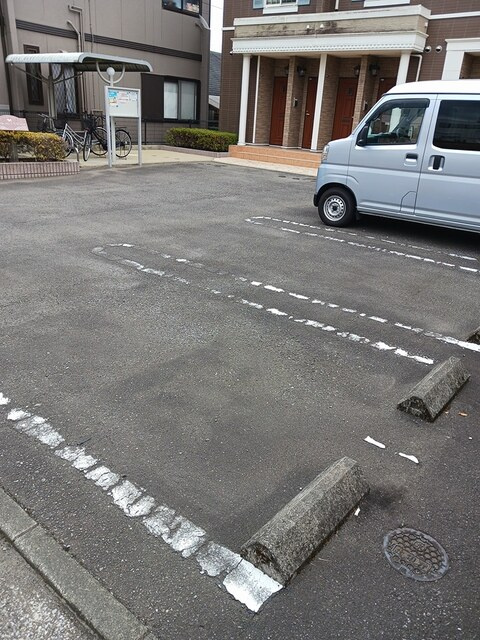 カーペンター・ヴィレッジの駐車場|駐車場