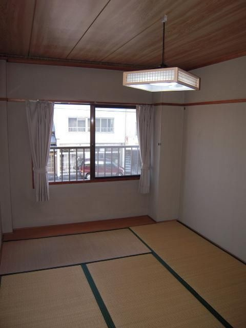 サンヒルズの内装