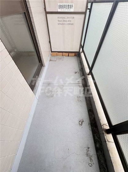 【バルコニー】 | moco-06 | お洗濯にも便利なバルコニー付き