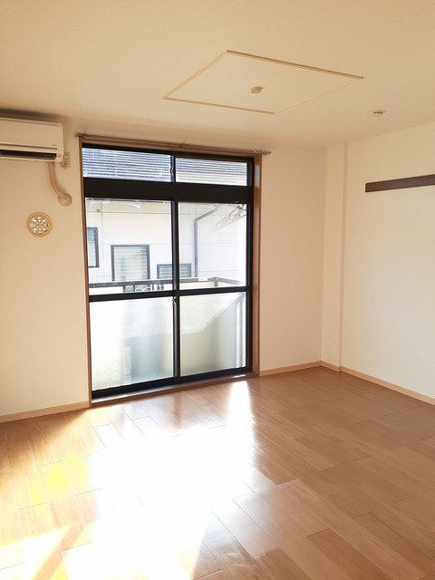 ニュ－シティ黒木の居間・リビング|居室・リビング