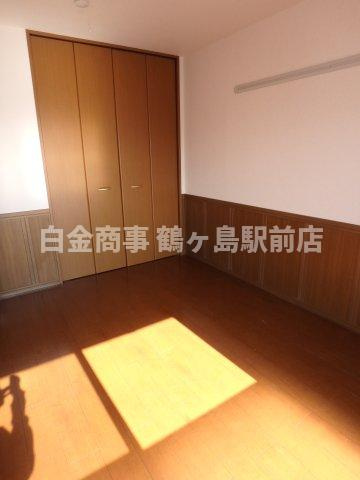 ハイカムール・シアンの洋室