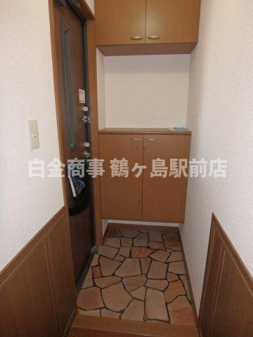 ハイカムール・シアンの玄関