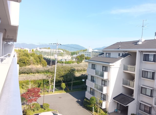 【展望】 | 津々山台第二住宅 6棟
