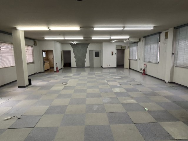 住吉テナントの内装