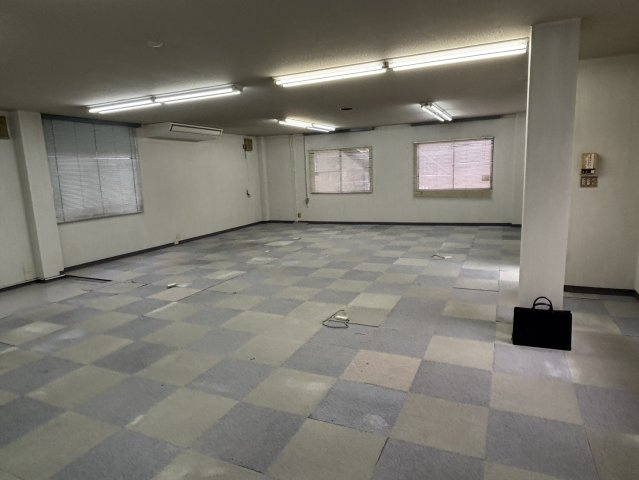 住吉テナントの内装