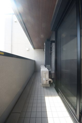 【バルコニー】 | グラストン
