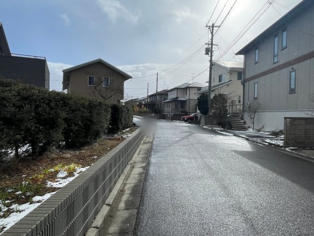中古戸建・中古住宅　郡山市三穂田町川田　安積第二小・安積第二中の前面道路含む現地写真|車通りも落ち着いているので安心して生活ができる環境です！