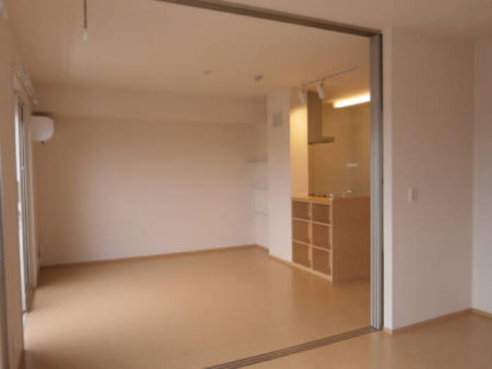 サザンハイムＡの居間・リビング|306 LDK