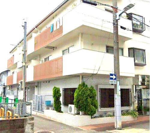 ライフコア甲東園の外観