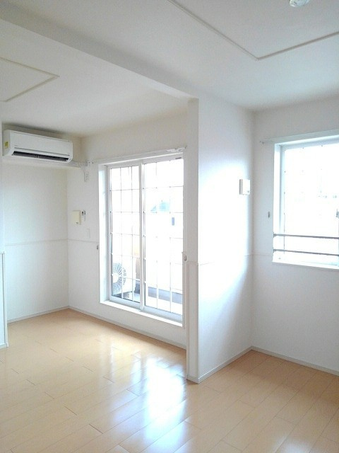 プラネッツ青葉　Ⅰの居間・リビング|居室・リビング