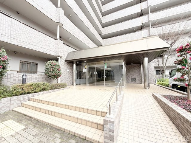 レールシティ十条清水坂公園のエントランス|エントランスです☆