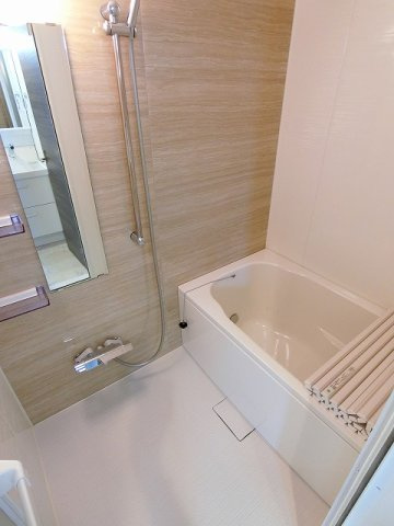 メゾンドフォーレの浴室