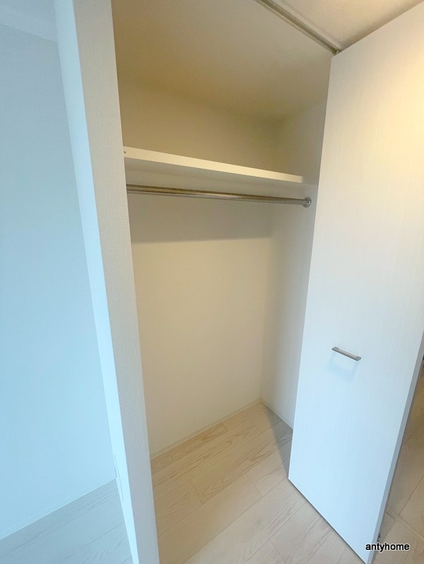 エスリードレジデンス大阪福島シティウエスト　仲介手数料無料の収納