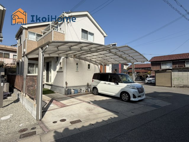 神戸市西区玉津町今津　中古戸建のエントランス|●年中無休：当日予約可●高津橋小学校徒歩14分・玉津中学校徒歩8分で通学にも便利な立地です。